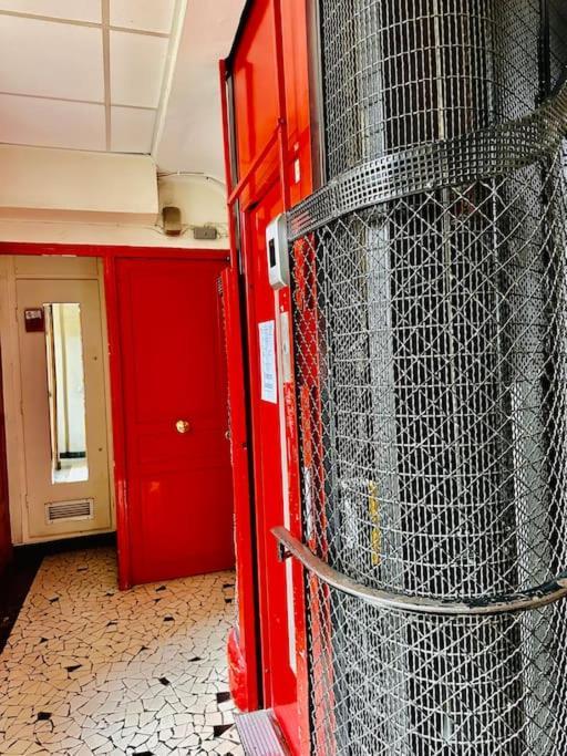 Vue Tour Eiffel Ligne 14 A Cote De Paris Apartamento Gentilly
