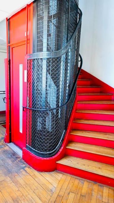 Vue Tour Eiffel Ligne 14 A Cote De Paris * Gentilly